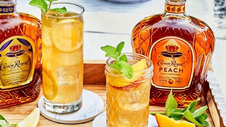   Cocktail di whisky Crown Royal Peach