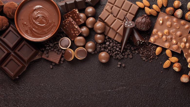  さまざまな種類のチョコレート