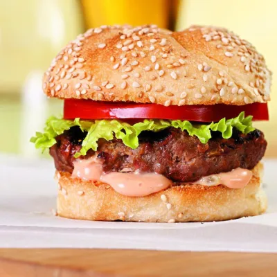 Hamburger Klasik untuk Dua Orang