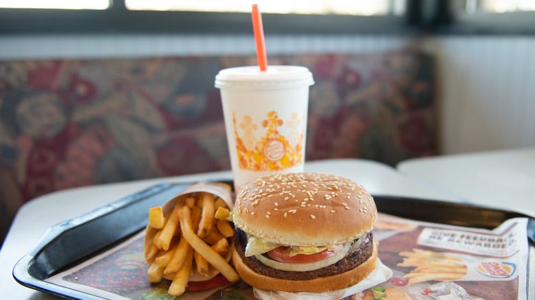 Burger King appartient à la même entreprise chez Tim Hortons