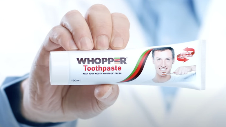   バーガーキング's Whopper flovored toothpaste