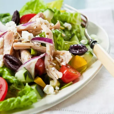 Comment préparer une salade de bar à salade saine et adaptée au diabète
