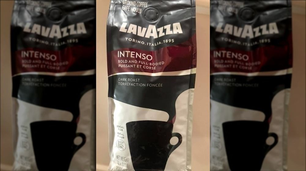 લવાઝા ઇન્ટેન્સો કોફી
