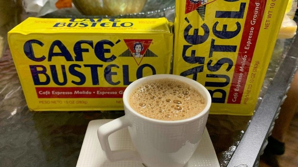 Kawa w kawiarni Bustelo