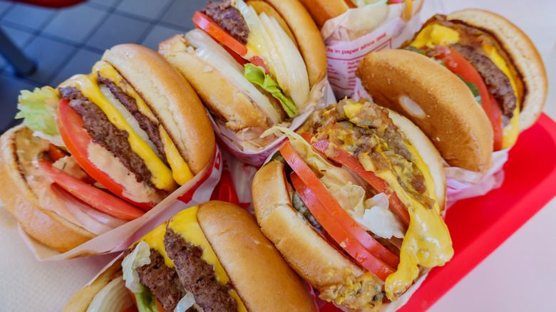 Todos los elementos del menú de In-N-Out Burger, clasificados de peor a mejor